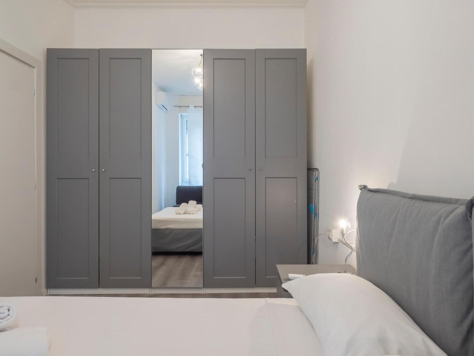 I Host Apartment - Melloni 34 밀라노 외부 사진